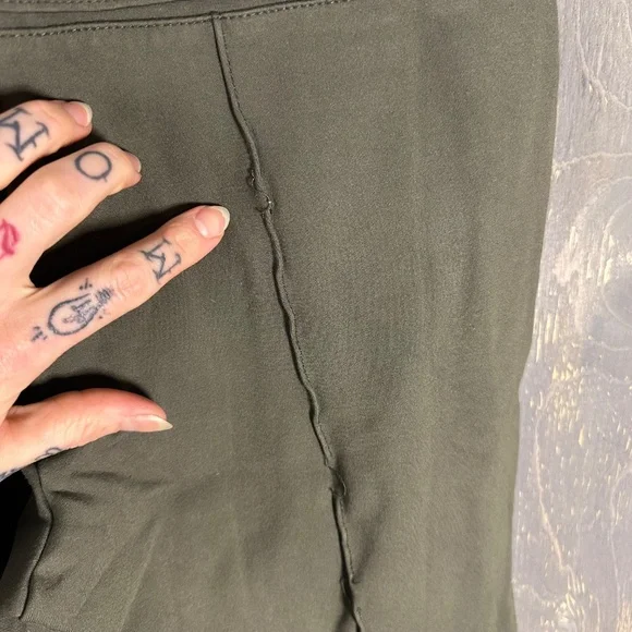 Legging Style pants - Picture 6 of 10